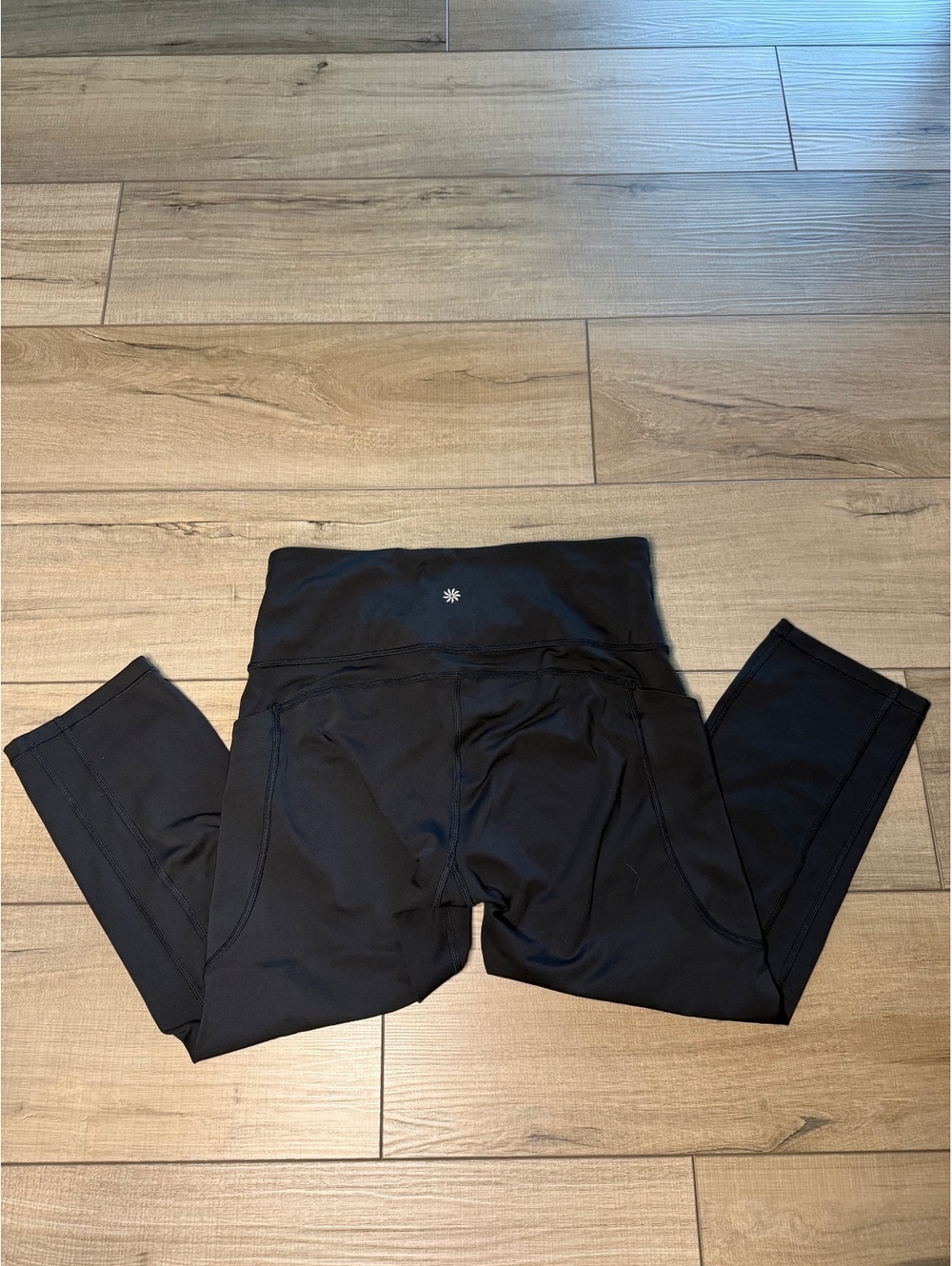 Athleta Ultimate Stash II Capri Leggings Medium Black High Rise